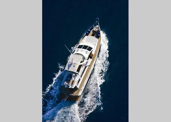 Hotel en barco Motor Boat Paloma Rea *