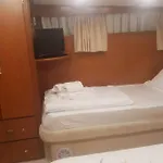 Bateau-hôtel Motor Boat Paloma Rea