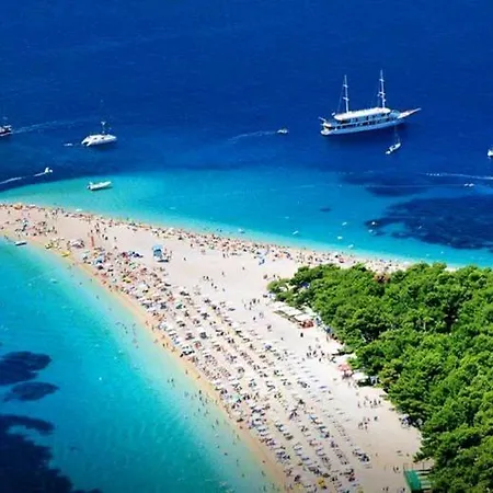 Motor Boat Paloma Rea Hotel na wodzie Trogir